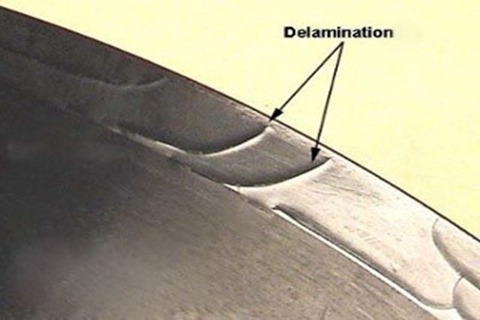 Delamination defect in injection molding 